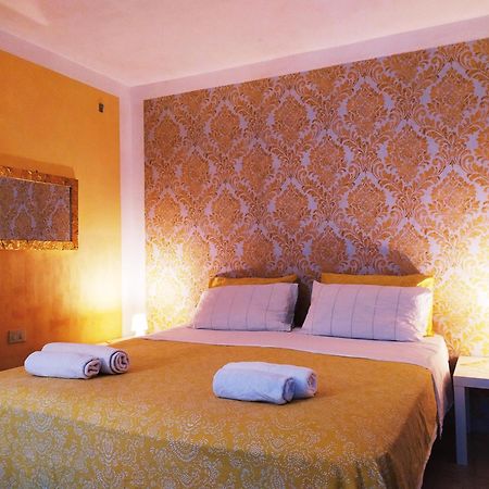 Two Steps From Rialto Bridge Hotell Venedig Exteriör bild