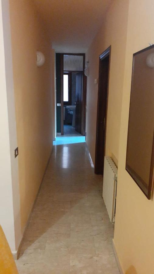 Two Steps From Rialto Bridge Hotell Venedig Exteriör bild