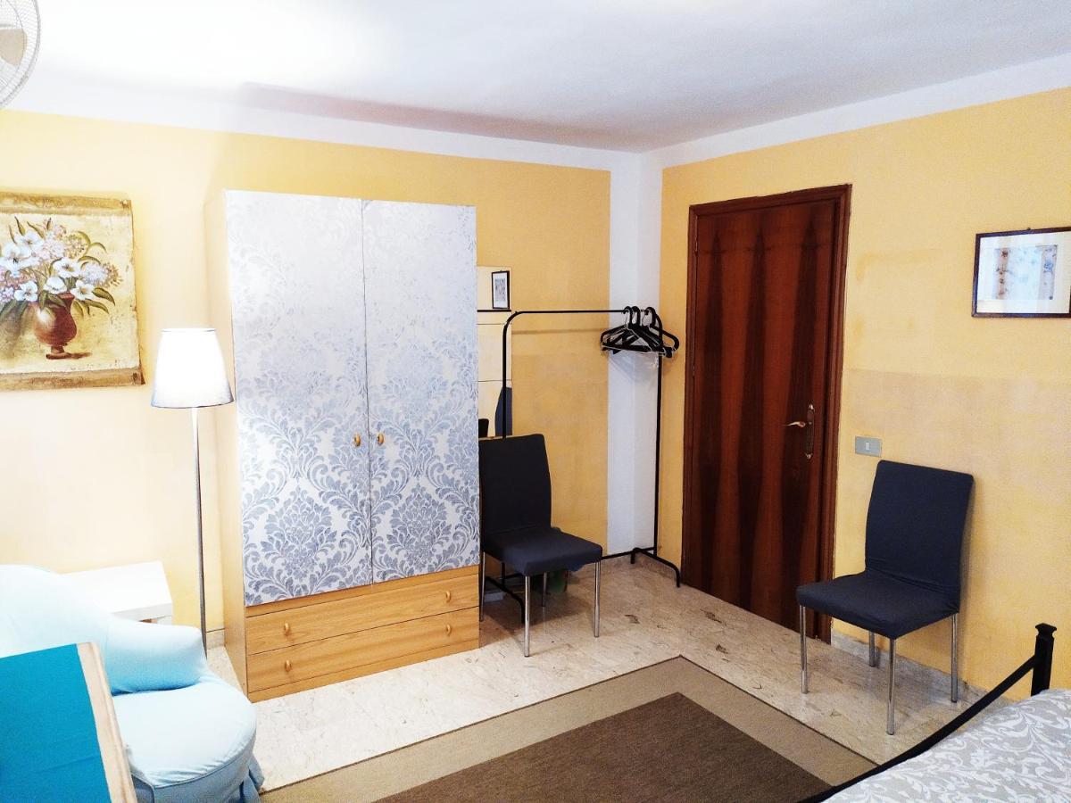Two Steps From Rialto Bridge Hotell Venedig Exteriör bild