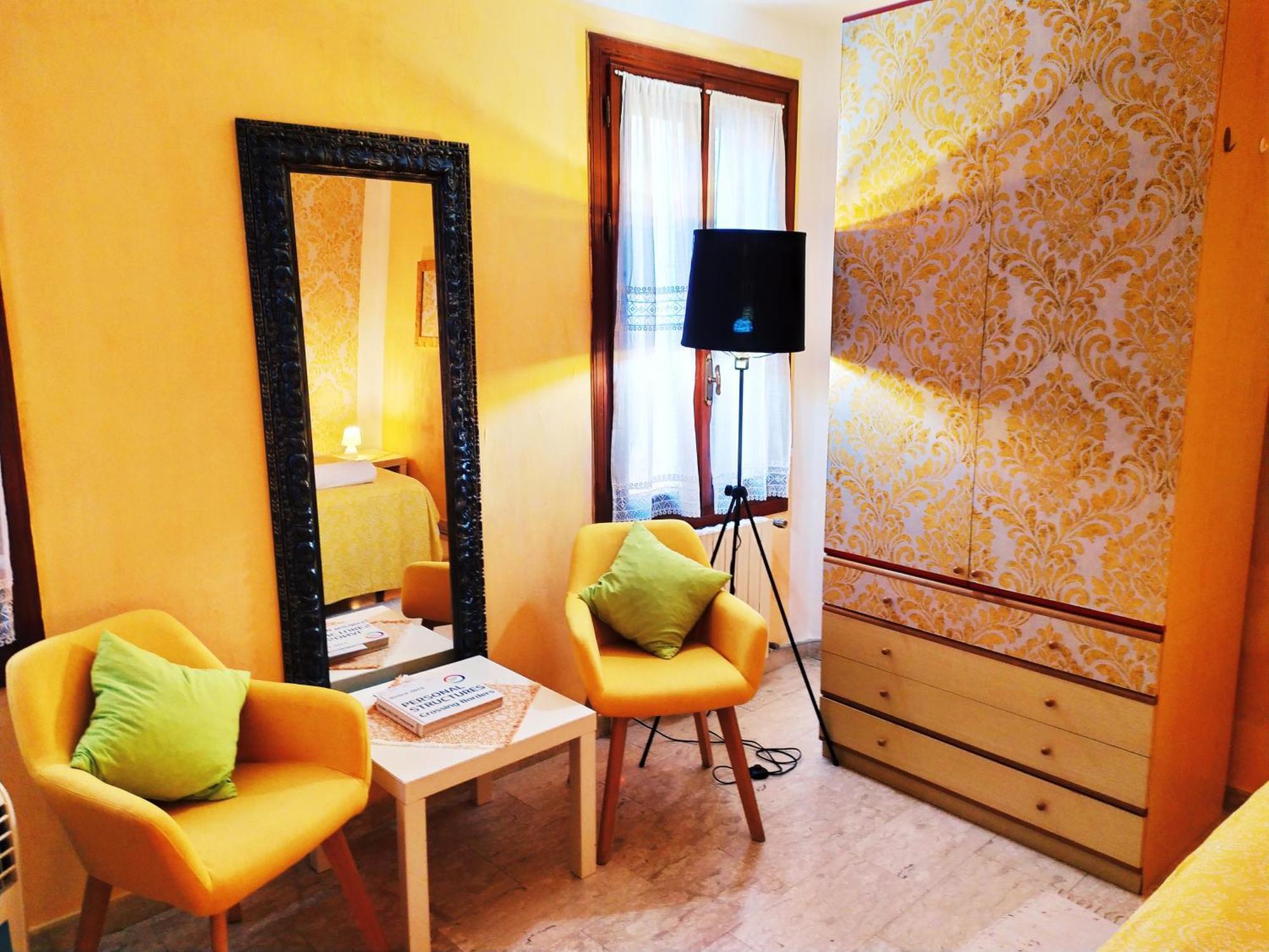 Two Steps From Rialto Bridge Hotell Venedig Exteriör bild